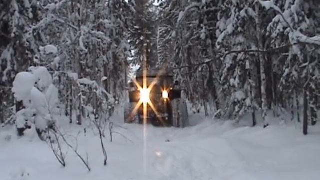 По снегу на вездеходах ХИЩНИК смотреть онлайн