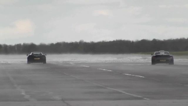 McLaren MP4-12C vs RUF CTR3 - in the rain! смотреть онлайн