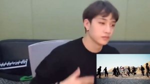bang chan straykids react to “LALISA” by lisa blackpink
