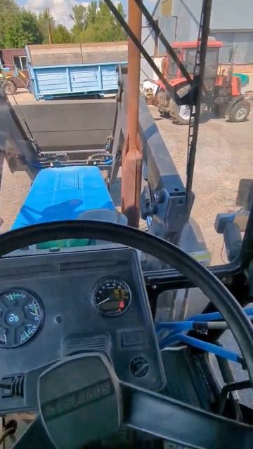 УЧИМСЯ УПРАВЛЯТЬ😎 #agro #farm #tractor #деревня #кировец #село #трактор #фермер #мтз #юмор #КФХ смотреть онлайн