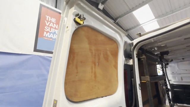 YP65GZO - 2015 VAUXHALL VIVARO L2 DIESEL 2900 1.6CDTI 115PS H1 Van смотреть онлайн