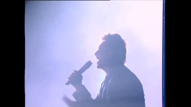 Requiem pour un fou - Johnny Hallyday / Lara Fabian смотреть онлайн