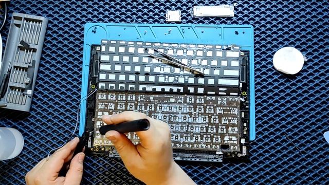 Ремонт клавиатуры ноутбука. asus zenbook 14 um3402y. после залития энергетиком. смотреть онлайн