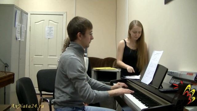 Урок вокала.Чистка стандарта за 2 дня до экзамена Swingin On The Moon