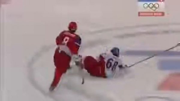 Силовой прием Овечкина против Ягра