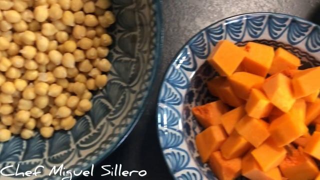 Puchero De Peras De San Juan. Cocina Tradicional Granadina