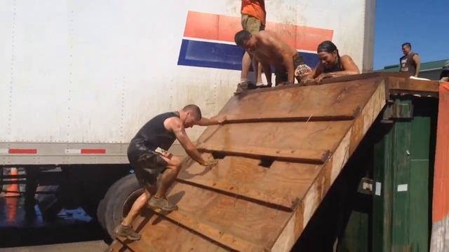 Tough Mudder Arctic Enema 2013 смотреть онлайн