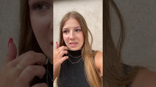 C’est la premiere fois qie je vis ça dans la rue смотреть онлайн