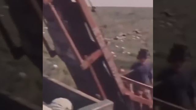 Технологии и техника во времена СССР! Советская техника.Уборка урожая.Узбекистан арбузы! смотреть онлайн