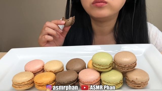 ** ASMR MACARONS ** Eating Sounds | Slightly Crunchy And Chewy | No Talking | ASMR Phan