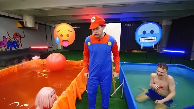 Никогда не залазь в ХОЛОДНЫЙ и ГОРЯЧИЙ бассейн! смотреть онлайн
