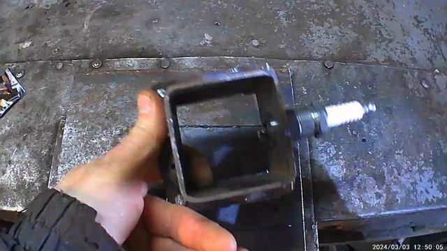 Изготовление прибора для проверки свечей зажигания.