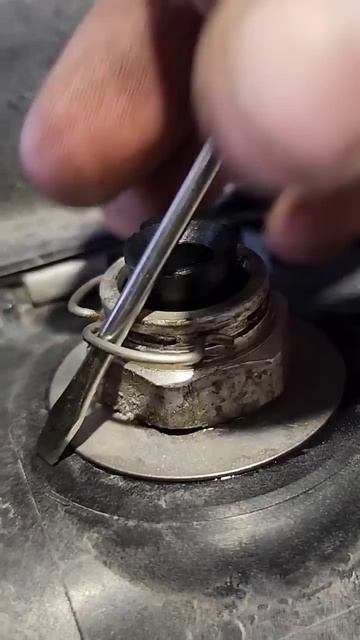 The pocket screw driver! iykyk. #shorts #robthemechanic смотреть онлайн