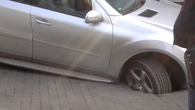 Происшедшее на Новом Арбате 11 апреля смотреть онлайн