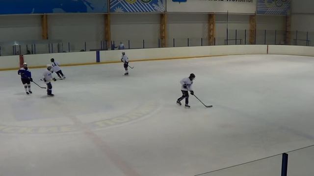 2017-03-19. Искра vs Менделеевск 6:3. 3-й период 2:1 смотреть онлайн