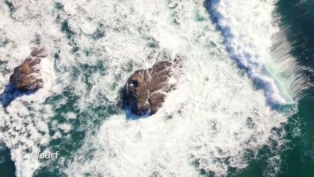 Beautiful sea and waves and rocks #surf #ocean #rock #waves #sea @surf смотреть онлайн