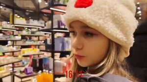 ВЫЖИТЬ ПЕРЕД НОВЫМ ГОДОМ EVA mash