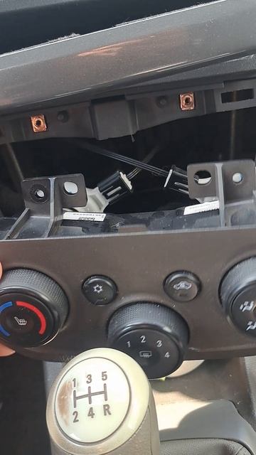 шевролет кобальт не работает регулятор печки