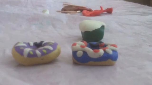 Начало «Жизнь Пончика»