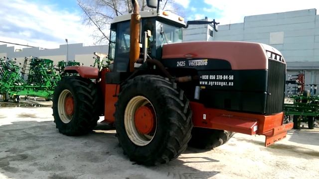 трактор Buhler Versatile 2425 смотреть онлайн
