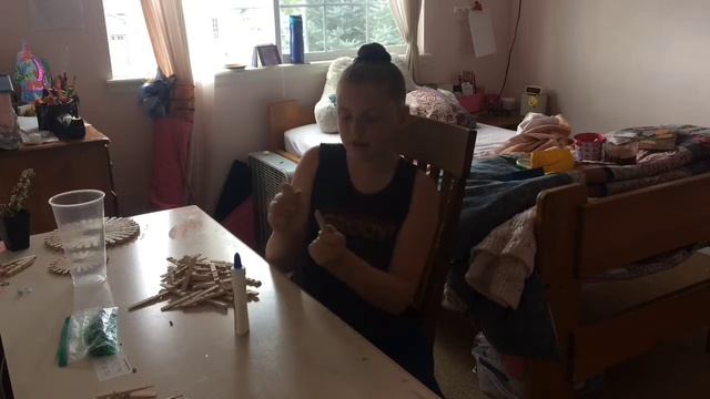 DIY Snowflake Coaster! смотреть онлайн