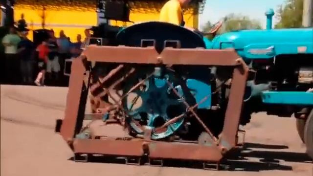 Необычный трактор смотреть онлайн