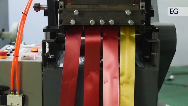 Станок для производства самозатягивающихся бантиков ("бабочка", "слойка", "бант-шар") LC-MS6005 смотреть онлайн