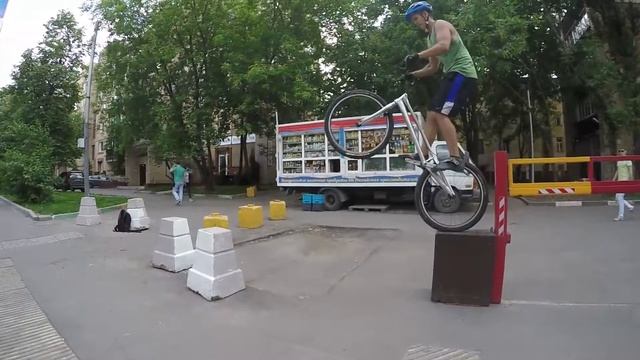 VLOG: Велотриал летним, тёплым днём. (02.06.2016) смотреть онлайн