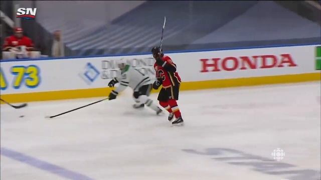 Sam Bennett Rockets A One-timer Past Anton Khudobin