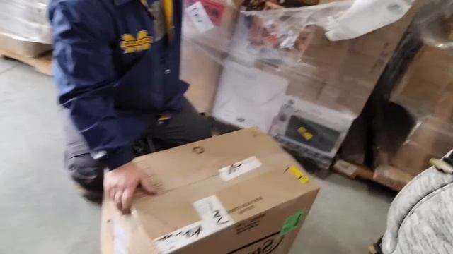 716 Liquidations Pallet Unboxing смотреть онлайн