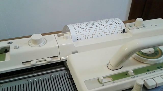 Продано. Brother KH881 вязальная машина