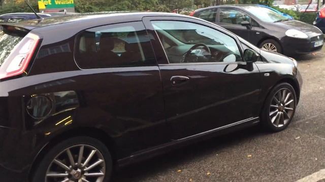 2011 FIAT Punto Sporting Black 43428 miles смотреть онлайн