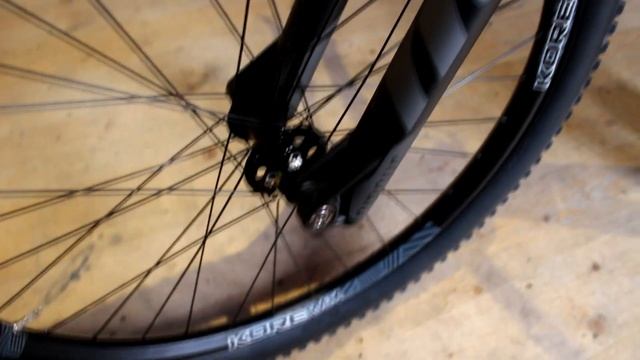 Unboxing my new dirtjump bike -- ROSE The Bruce 1 смотреть онлайн