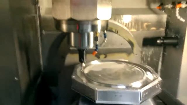 Mori Seiki NMV5000 DCG смотреть онлайн