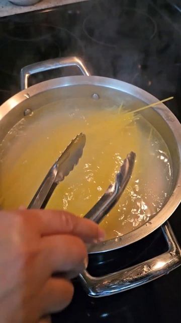 Garlic Butter Shrimp Scampi With Parmesan Cheese #shrimp #trending #viral #fyp #shorts