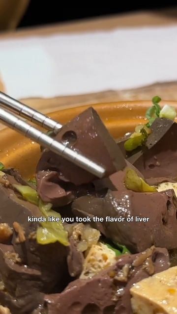 Trying duck blood for the first time смотреть онлайн