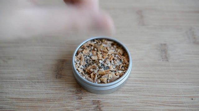 EVERYTHING BAGEL CHEESE BALL RECIPE