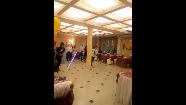 Ведущие Динар Гизатуллин и Алла Роус.Шоу-группа "Эксклюзив". смотреть онлайн