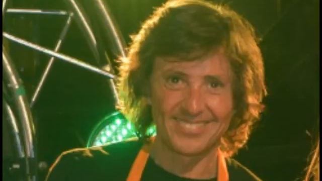 Gustavo Bermúdez habla de Puentes de Luz смотреть онлайн