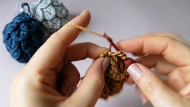 Вяжу на заказ и Вас научу. Оригинальное украшение на елку крючком... смотреть онлайн