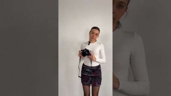 GLAMOUR FASHION EDITORIAL: SEXY Pantyhose, Stockings, Tights, High Heels, Short Mini Skirt, Sandals