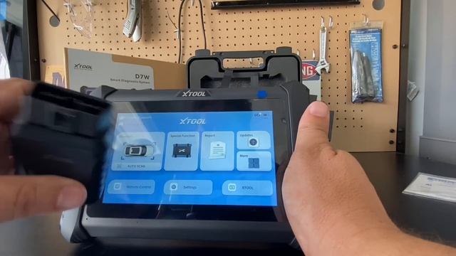 Xtool D7W Scan Tool Review: Does it REALLY Work in 2024? смотреть онлайн