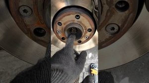 как снять КПП Рено Меган 3 2009 год