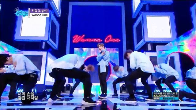 【TVPP】WannaOne - 'Light', 워너원 - 켜줘@Showmusiccore2018 смотреть онлайн