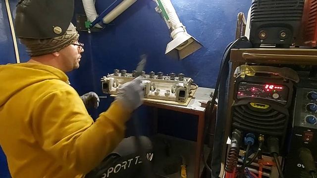 наплавка сорванной резьбы в ГБЦ. смотреть онлайн