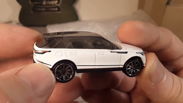 Rover Land Unboxing from my friend Aken! (I open something!) Model Review смотреть онлайн