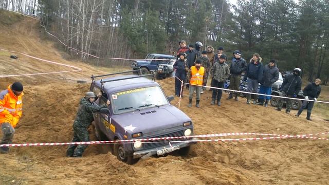 лада нива 21213 по песочку. niva смотреть онлайн