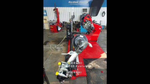 Шиномонтажный станок CORGHI HD 1400E Evolution смотреть онлайн
