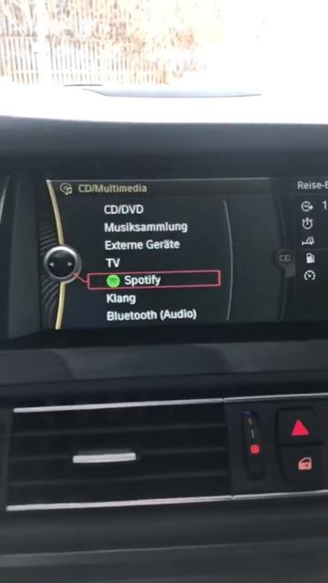 BMW F10 CIC und Spotify Verbinden смотреть онлайн