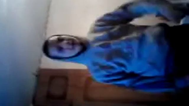 Саня Децл - Три кирпича на грудь!